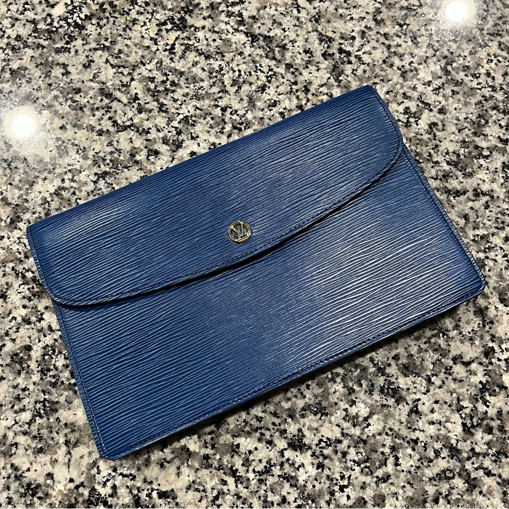 Authentic Louis Vuitton Vintage Clutch